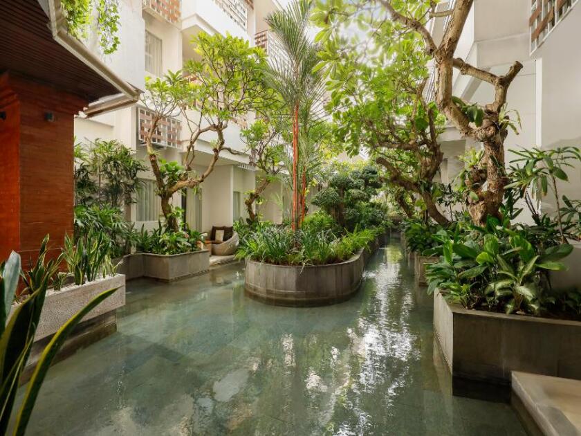 スーペリア (朝食付き)