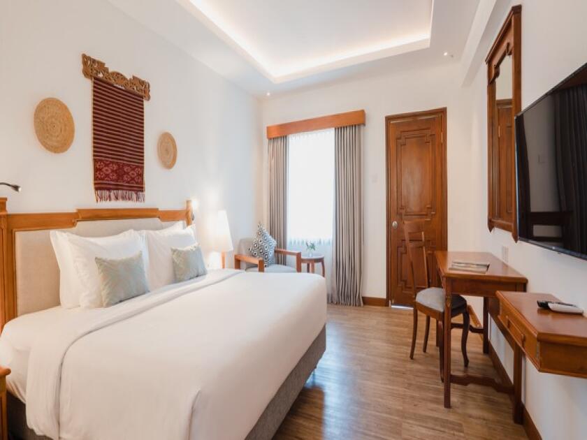 デラックスルーム (朝食付き)