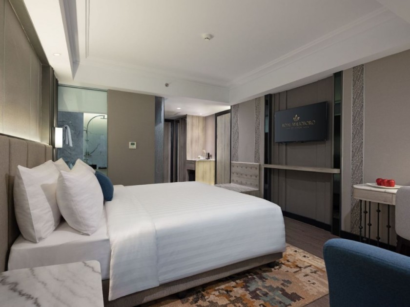 Deluxe Room with Breakfast